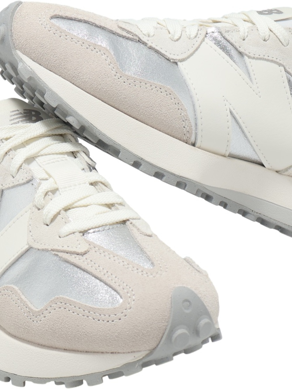 New Balance 327/ Women’s Athletic Shoe/ Size 10.5/ Silver Metallic & Sea Salt - Picture 6 of 9